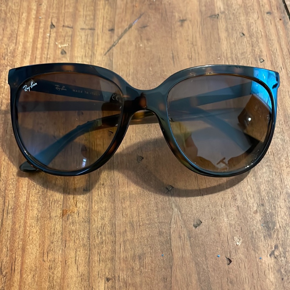Tortoise Ray-Ban